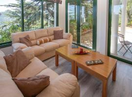 VILLA ERATO by AgroHolidays, pet-friendly hotel in Pedoulas