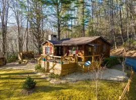 Fire Pit, Grill, and Views Cashiers Getaway!