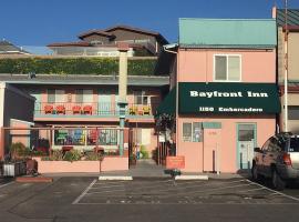 Bayfront Inn, motel u gradu 'Morro Bay'