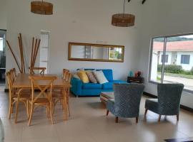 CASA CAMPESTRE COMPLETa, hotell i Barbosa