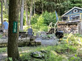 Beebe Pond Paradise, holiday rental in Castleton