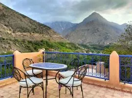 Riad otos views
