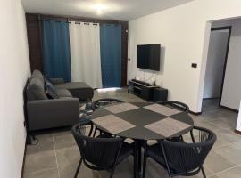 APPARTEMENT T3 COSY et PAISIBLE avec JARDIN à REMIRE-MONTJOLY, דירה בRémiré