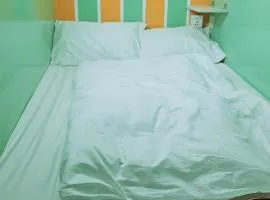 Ruby Star Hostel Dubai loft Bed Partition G