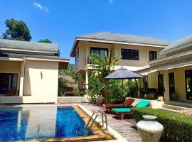 Pool Villa Phuchaofa@Phuket