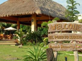 El Puerto Marina Beach Resort & Vacation Club, hotel con alberca en Lingayen