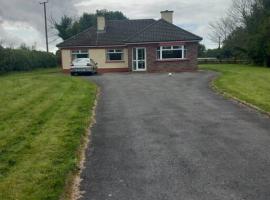 Country House 20 minutes to Galway City, holiday home in Kilcolgan