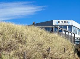 Neptunus Appartementen: Bergen aan Zee şehrinde bir kiralık sahil evi