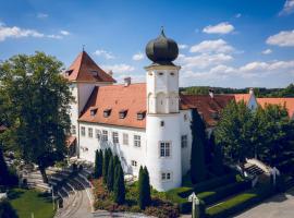 Schlosshotel Neufahrn, hotel met parkeren in Neufahrn in Niederbayern