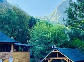 BATS CAVE HUT - Transylvania - Hot-Tub - Sauna