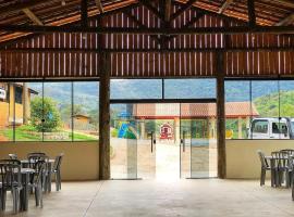 Pousada Quinzitão - O seu local de descanso!, farm stay in Extrema