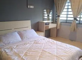 AL Cozy Seri Kuantan Home
