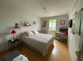 La chambre de charme d'Edith, vacation rental in Auvers-sur-Oise