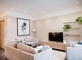 Lake Drive Rooms&Apartments