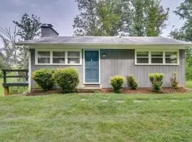 Quiet Charlottesville Hideaway in Baileys Retreat!
