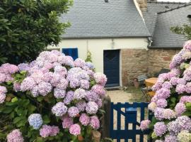 Charmante maison de pêcheurs, hotel a Trébeurden