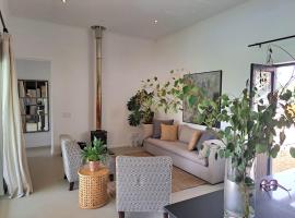 KARENINA'S Self-catering Accommodation, villa Riebeek-Kasteelben