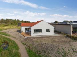 Holiday Home Yakari - 1km from the sea in NW Jutland by Interhome, semesterboende i Torsted