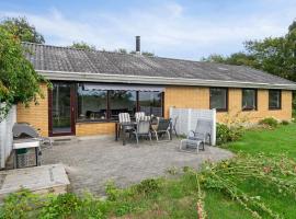 Holiday Home Kolle - 3-2km from the sea in Bornholm by Interhome – obiekty na wynajem sezonowy w mieście Vester Sømarken