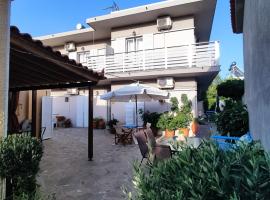 Maria Pantermou Rooms, hotel v destinaci Skala Eresou