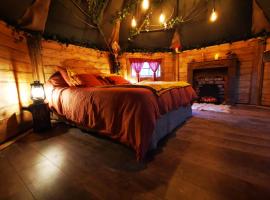 La cabane du Nuton Ardennais, cabin in Tournes