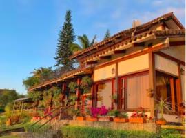 Restful private retreat in Dapa with Jacuzzi, villa sihtkohas Dapa