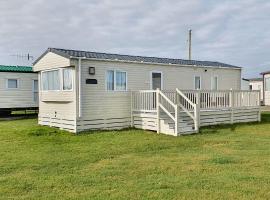 The Burrows Holiday Caravan, Seal Bay, holiday park in Selsey