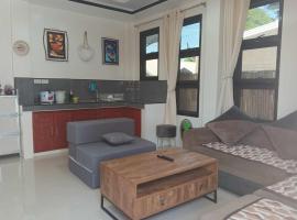 Newly built one bedroom house San Fernando City:  bir kiralık tatil yeri
