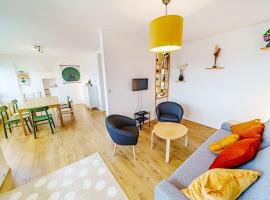 Charmant 2 chambres rénové avec balcon-Oullins, apartament din Oullins