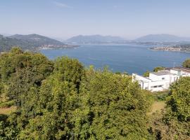 Arona Vista Panoramica, hotel din Dagnente