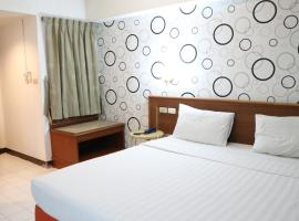 Patong Triple P, hotel en Patong Beach