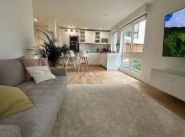 Stunning appartement close to Versailles, hotel in Le Chesnay
