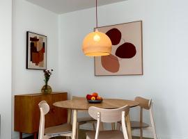 Il Nido del Pettirosso - by Osteria del Pettirosso, apartment in Rovereto