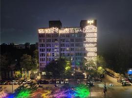 Dragonfly Hotel - The Art Hotel