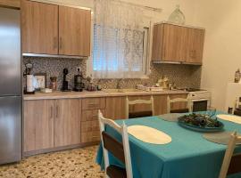 TheTownSquareApartment, self catering accommodation in Malesína