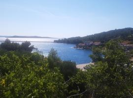ISLAND OASIS - apartment with large bedroom & terrace with amazing sea view, hotel in Zaglav