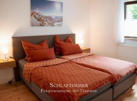 Montana - Ferienwohnung am Laber: Oberammergau şehrinde bir otel