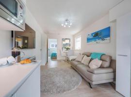 The Sanctuary, pet-friendly hotel in Exmouth