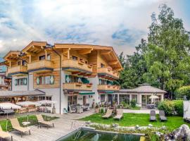 Flora - Das kleine Gartenhotel, smještaj s doručkom u gradu 'Ellmau'