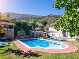 Villa Fuji Sierra de la Pandera Jaén, Hotel in Jaén
