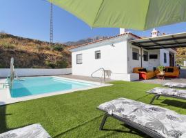 4 Bedroom Gorgeous Home In Sedella, cottage di Sedella