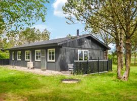 Amazing Home In Nrre Nebel With Wifi, hotel i Lønne Hede