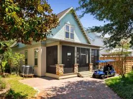 30A Pet Friendly Beach House - Saltwater Cottage by Panhandle Getaways