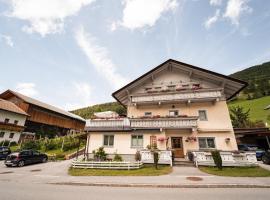Ferienwohnung Zedlacher, hotel in Kartitsch