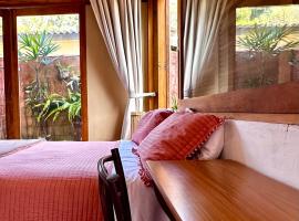 Casa da Arquiteta Guest House: Ilhabela'da bir otel