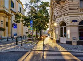 Your Sunny Home Away from Home