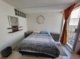 (4) cuarto IDEAL para descansar, habitación en casa particular en Tlaxcalancingo