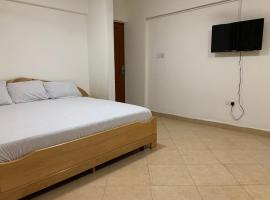 One Bedroom Cozy Apartment- KNUST & free Parking, feriebolig i Kumasi