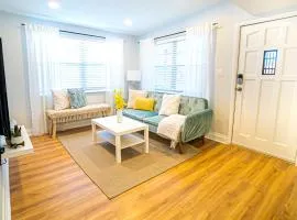 Chic & Stylish Fully Renovated Central Location