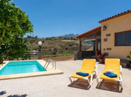 HOLIDAYS HOME TINAMAR II, apartment in Vega de San Mateo